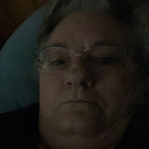 Meet your Posher, Cynthia